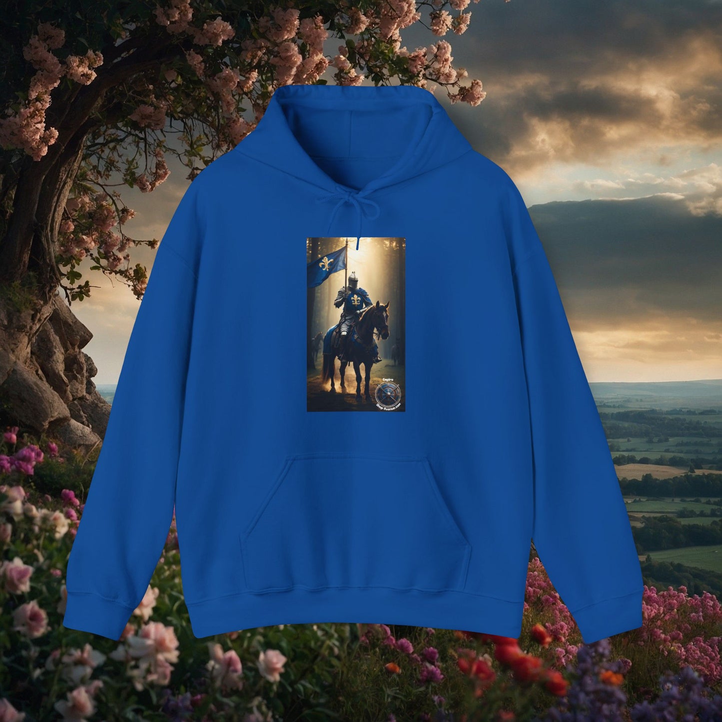ARMORED KNIGHT WITH BLUE FLAG Unisex Heavy Blend™ Hooded Sweatshirt