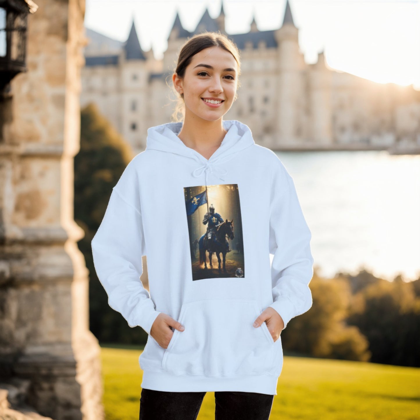 ARMORED KNIGHT WITH BLUE FLAG Unisex Heavy Blend™ Hooded Sweatshirt